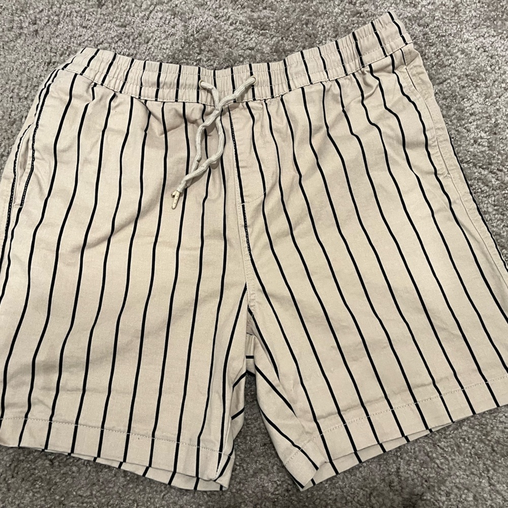 Man stripe shorts